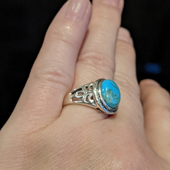 Arizona Mohave Turquoise 925 Silver Ring, size 8.5 - Picture 14 of 15